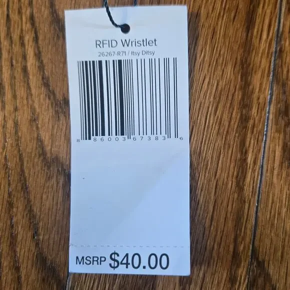 Vera Bradley Itsy Ditsy Floral RDIF Wristlet NWT - Picture 3 of 8